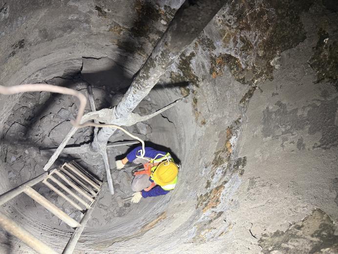 1764816778872861.jpg 1764816778872861.jpg